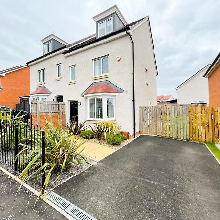 Newly Developed 3 Bedroom Home Glasgow Exterior foto